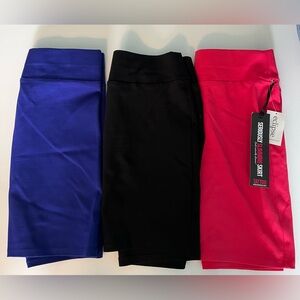 NWT & NWOT Eclipse Tattoo seriously slimming mini skirts size small